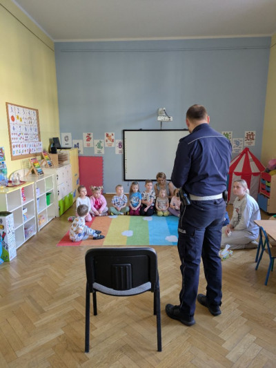 Wizyta pana policjanta 👮
