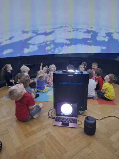 Wizyta kosmicznego planetarium 🧑🚀✨☀️